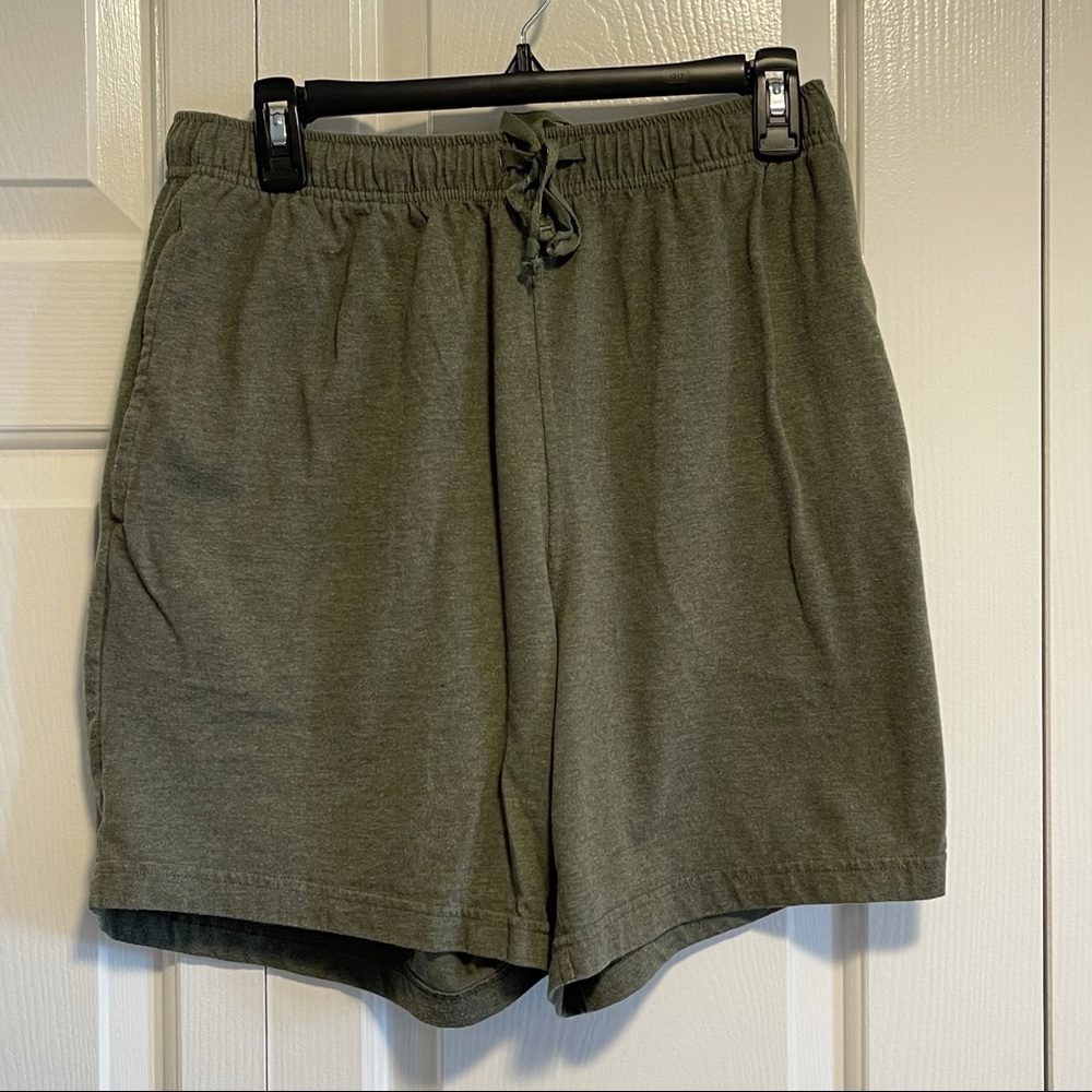 🔥3/$18🔥 Cherokee Olive Green Shorts